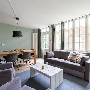 Short Group Harbour Loft Apartahotel
